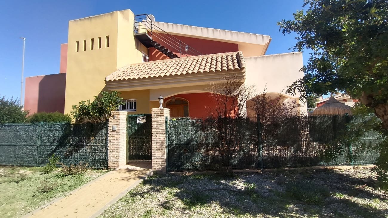 3 chambre Villa/Maison Semi-Mitoyenne à vendre à Avileses avec piscine garage - 185 000 € (Ref: 9547887)