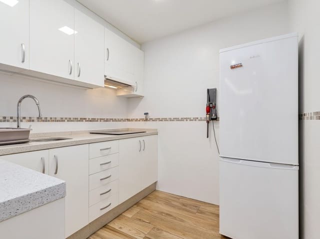 Casa de 2 habitaciones en Zona Puerto Deportivo, Fuengirola en venta - 520.000 € (Ref: 9547893)