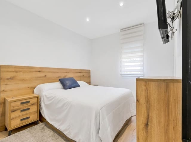 Casa de 2 habitaciones en Zona Puerto Deportivo, Fuengirola en venta - 520.000 € (Ref: 9547893)