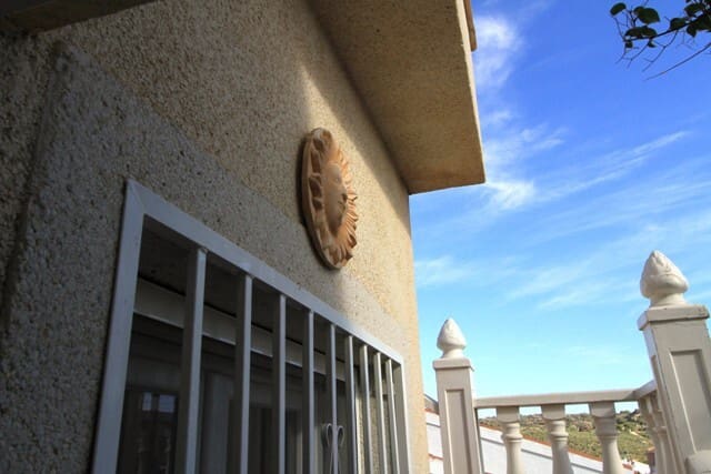 2 bedroom Villa for sale in Ciudad Quesada with pool garage - € 220,000 (Ref: 9551209)