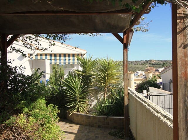 2 bedroom Villa for sale in Ciudad Quesada with pool garage - € 220,000 (Ref: 9551209)