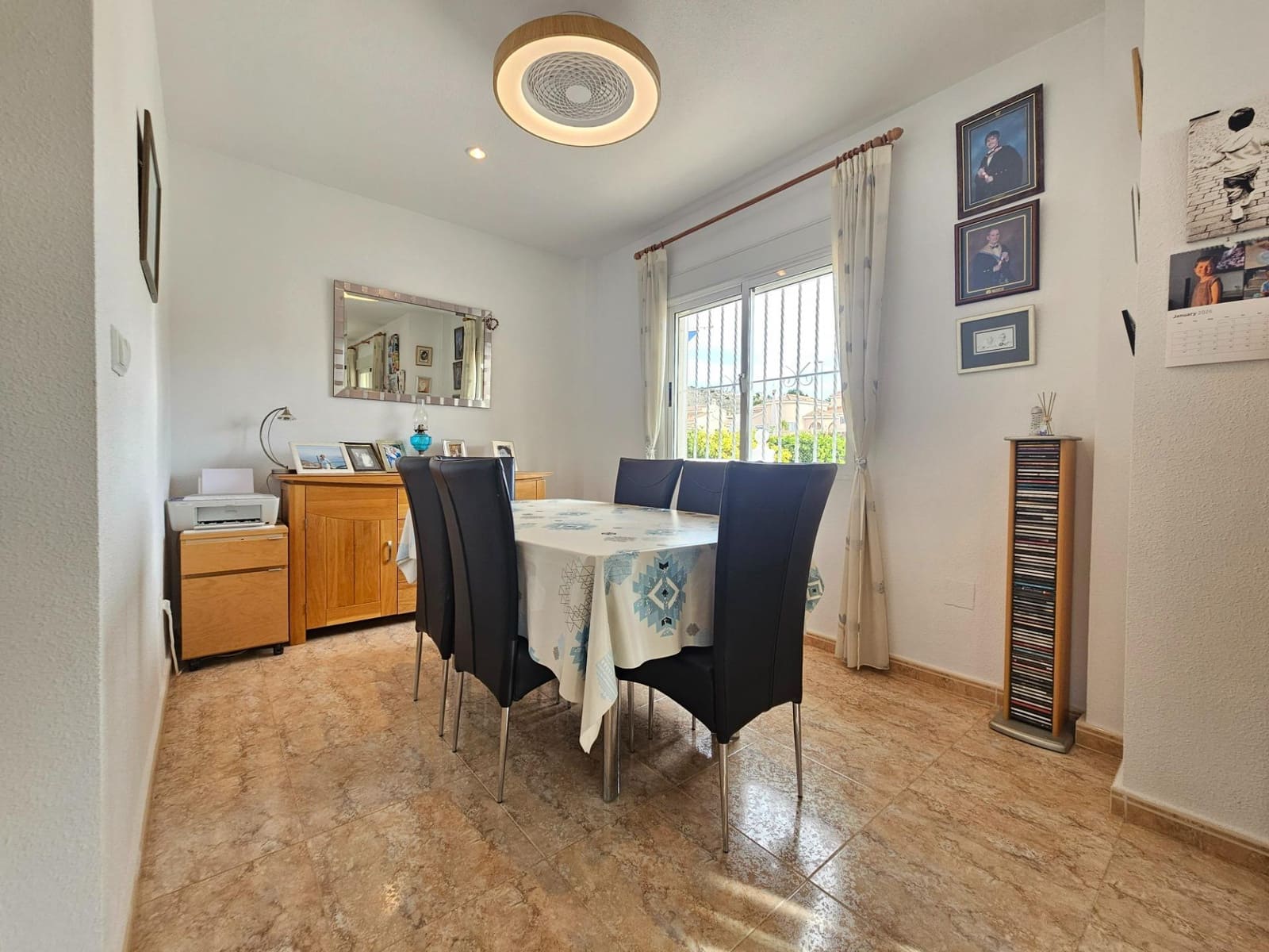 Chalet de 3 habitaciones en Benijófar en venta con piscina - 299.000 € (Ref: 9551212)