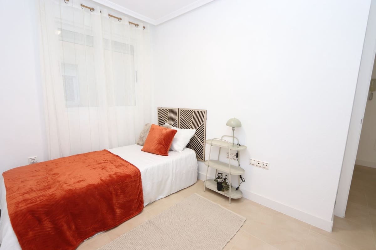 3 sypialnia Apartament na sprzedaż w Torrevieja - 220 000 € (Ref: 9555542)