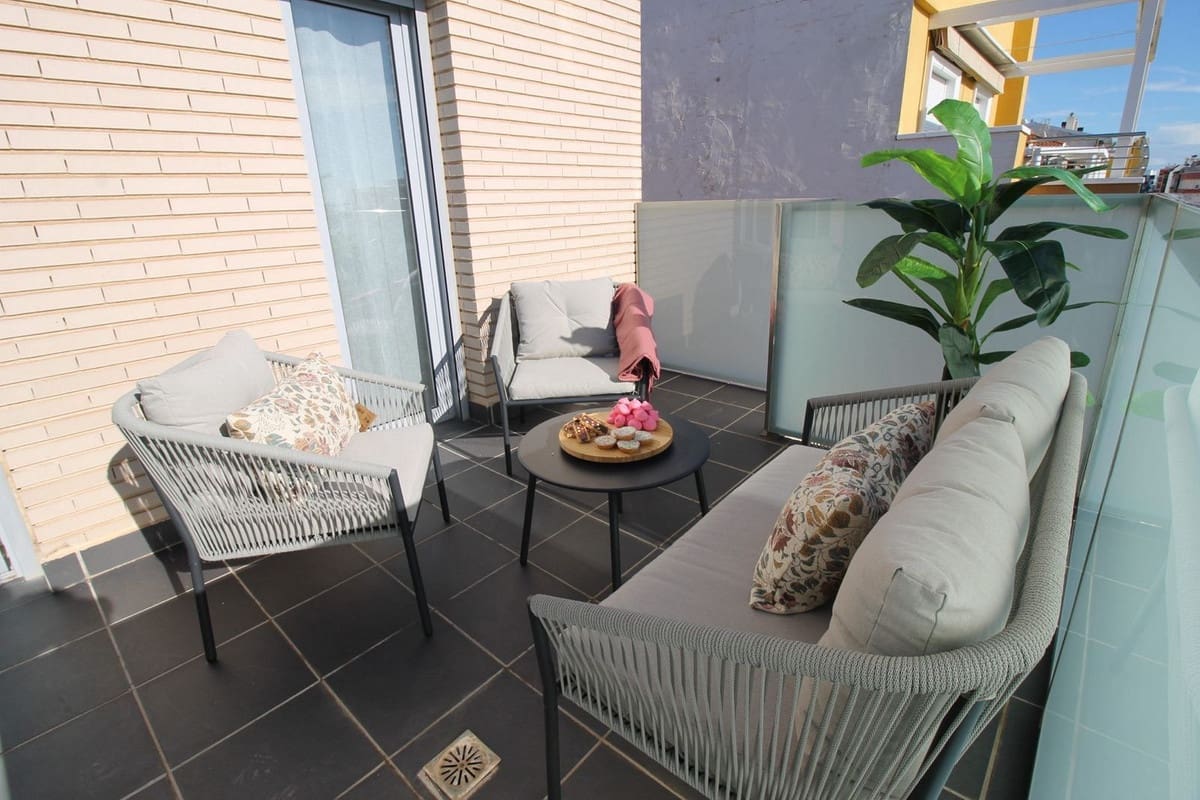 3 sypialnia Apartament na sprzedaż w Torrevieja - 220 000 € (Ref: 9555542)
