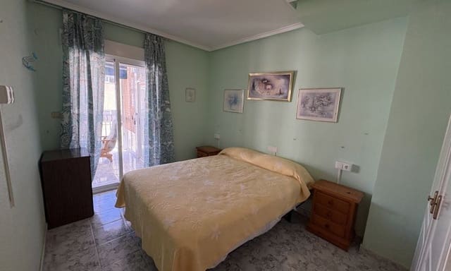 3 soverom Penthouse til salgs i Torrevieja med garasje - € 196 995 (Ref: 9555543)