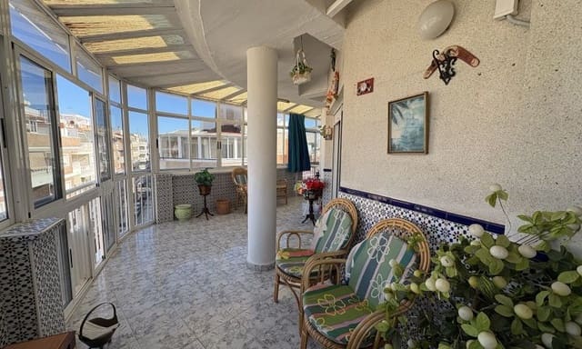 3 soverom Penthouse til salgs i Torrevieja med garasje - € 196 995 (Ref: 9555543)