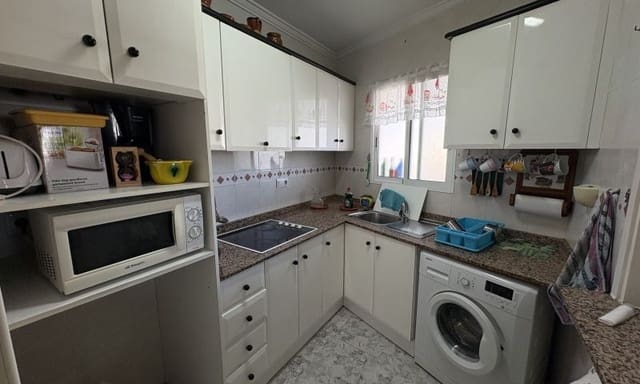 3 soverom Penthouse til salgs i Torrevieja med garasje - € 196 995 (Ref: 9555543)