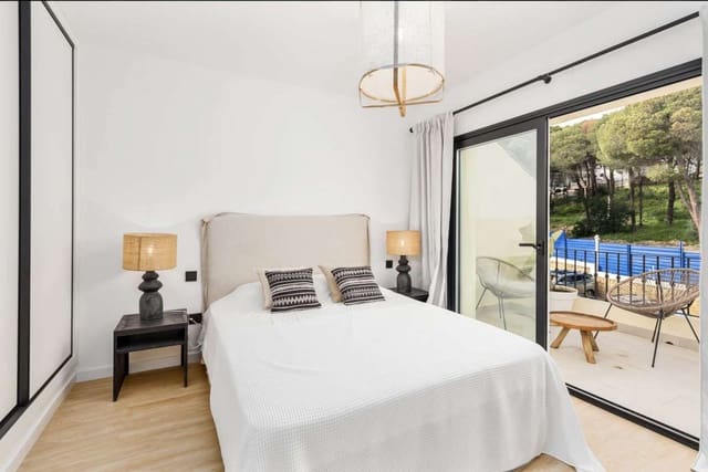 3 quarto Moradia para venda em Aloha Golf, Marbella - 850 000 € (Ref: 9558593)