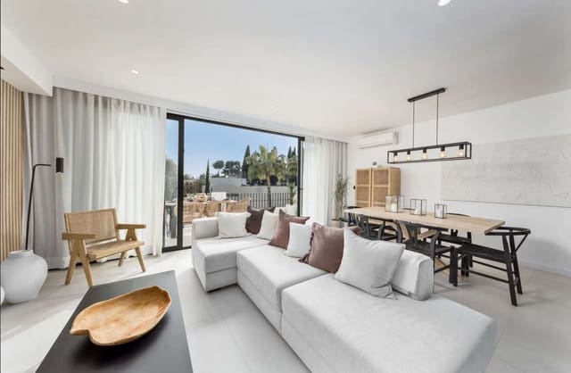 3 bedroom Townhouse for sale in Nueva Andalucia, Marbella with garage - € 850,000 (Ref: 9558593)