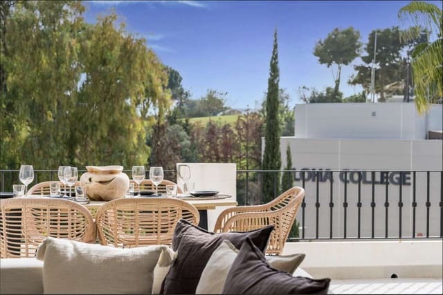 3 bedroom Townhouse for sale in Nueva Andalucia, Marbella with garage - € 850,000 (Ref: 9558593)