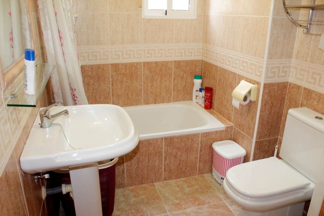 4 sypialnia Willa na sprzedaż w Torre de la Horadada z garażem - 272 000 € (Ref: 9561600)