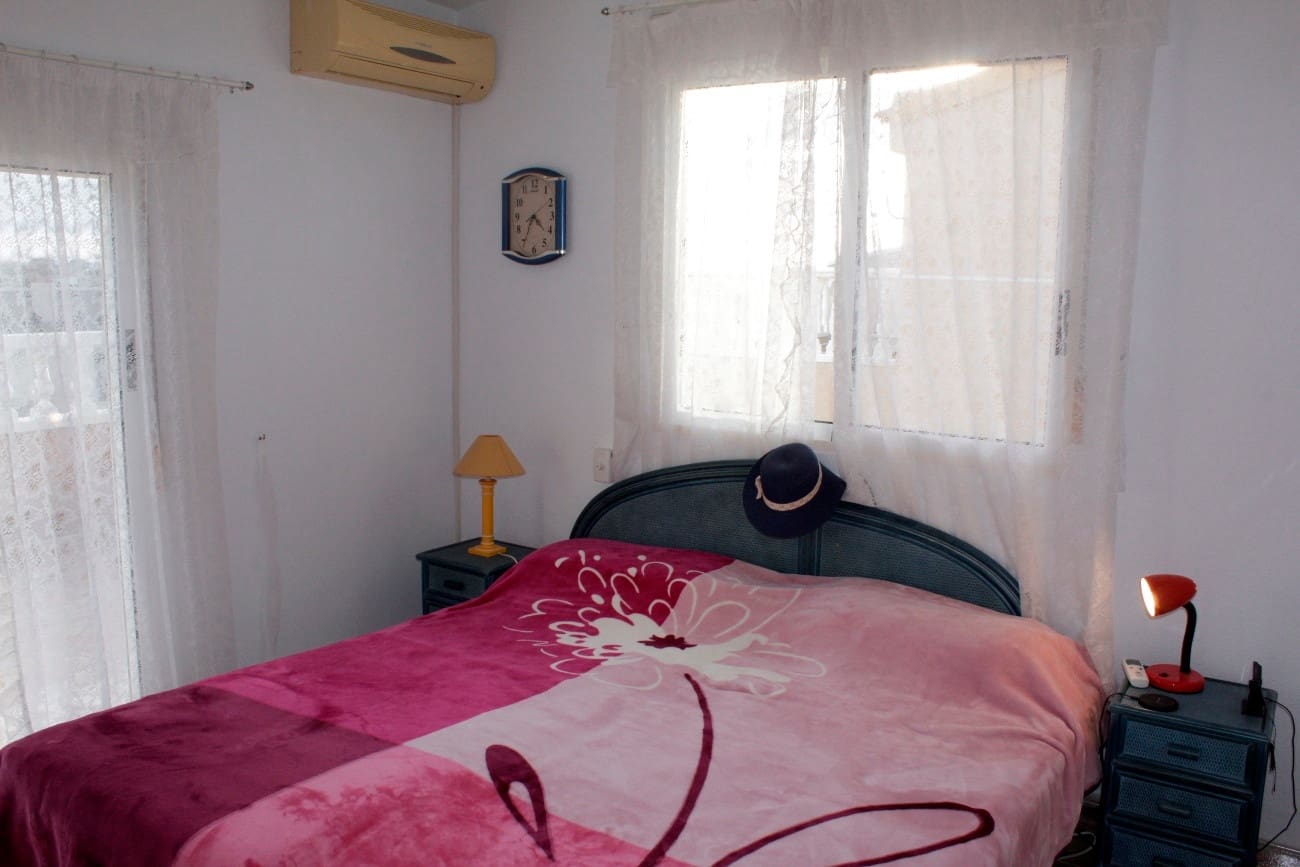 4 sypialnia Willa na sprzedaż w Torre de la Horadada z garażem - 272 000 € (Ref: 9561600)