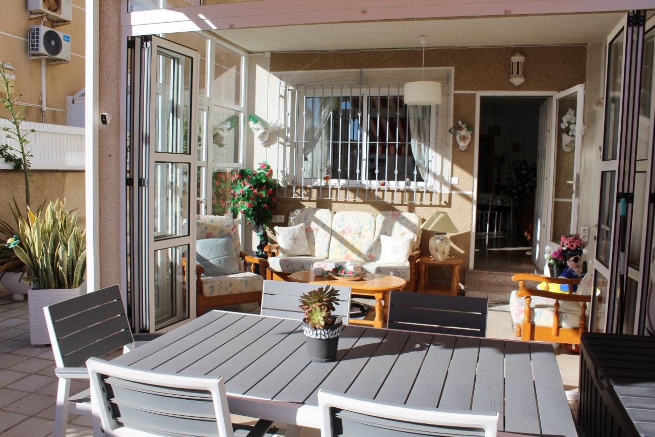 4 sypialnia Willa na sprzedaż w Torre de la Horadada z garażem - 272 000 € (Ref: 9561600)