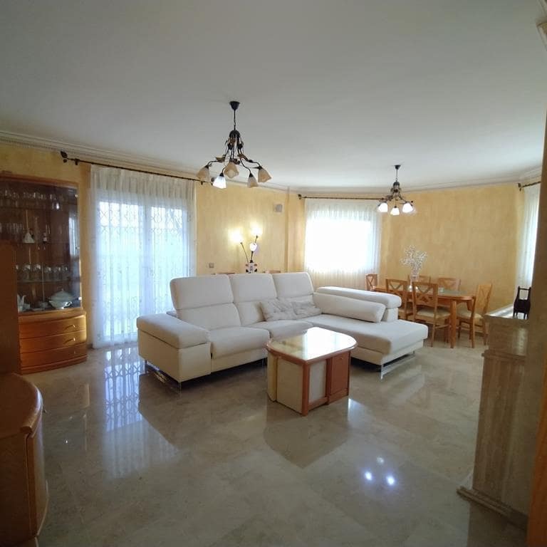 4 sovrum Villa till salu i Orihuela med pool - 459 000 € (Ref: 9561601)