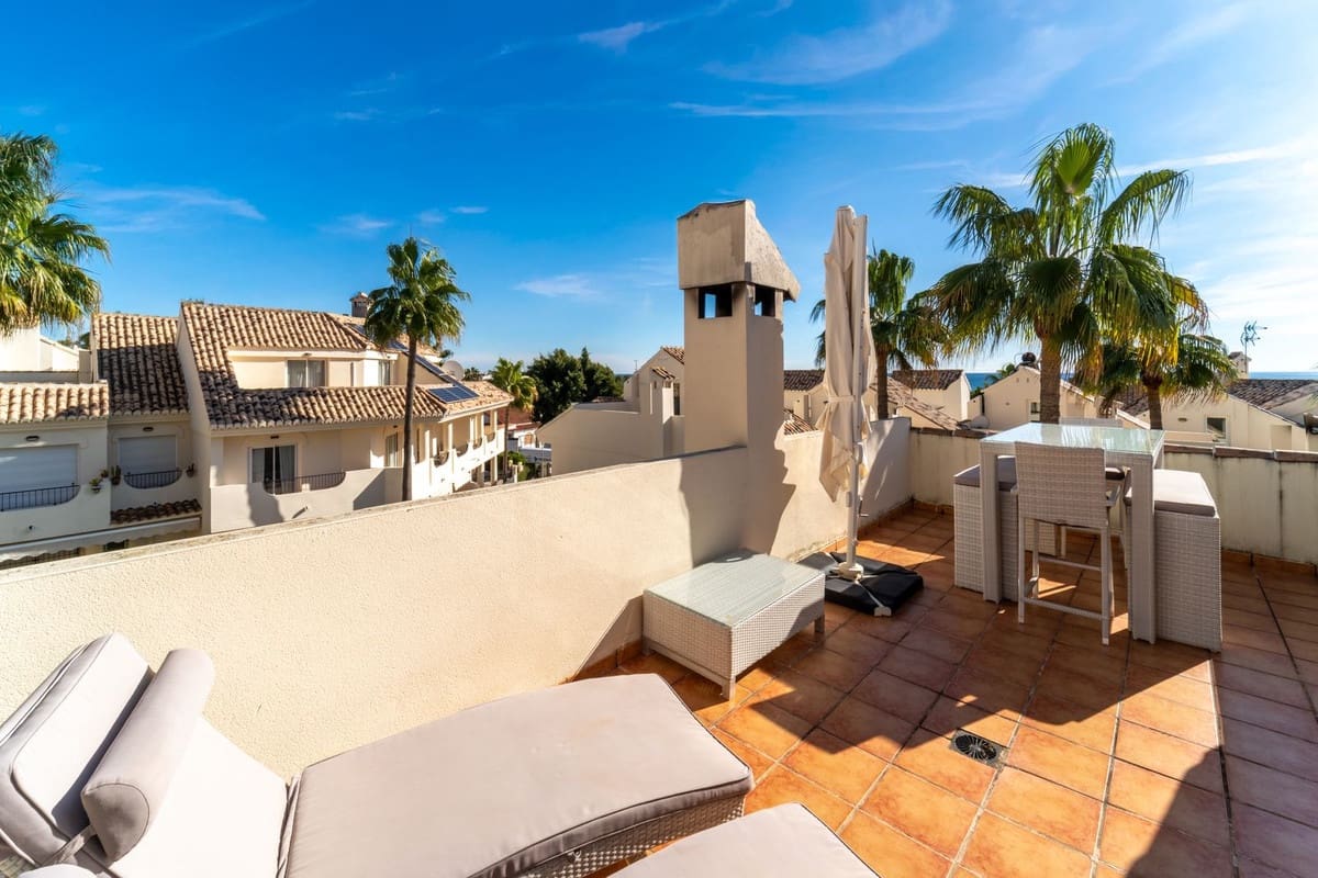 4 bedroom Townhouse for sale in Costabella - € 775,000 (Ref: 9561604)