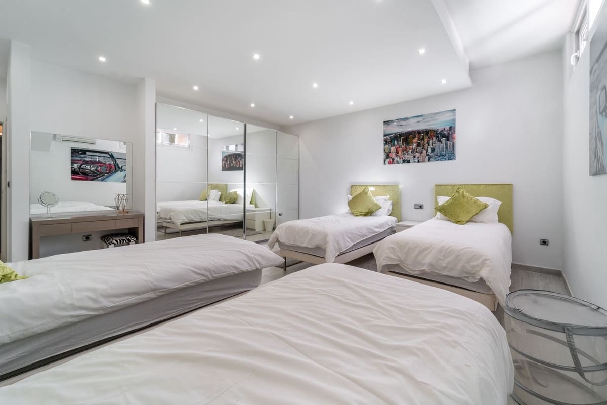 4 bedroom Townhouse for sale in Costabella - € 775,000 (Ref: 9561604)