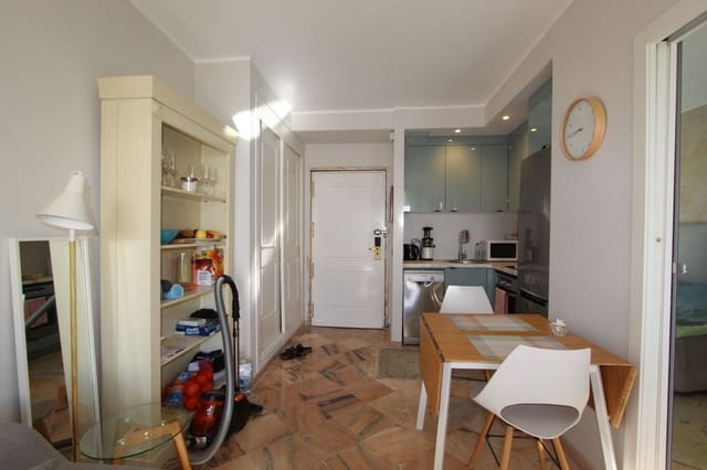 1 chambre Appartement de Plage à vendre à Elviria, Marbella avec piscine garage - 360 000 € (Ref: 9561605)