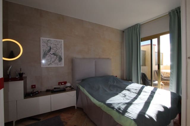 1 chambre Appartement de Plage à vendre à Elviria, Marbella avec piscine garage - 360 000 € (Ref: 9561605)