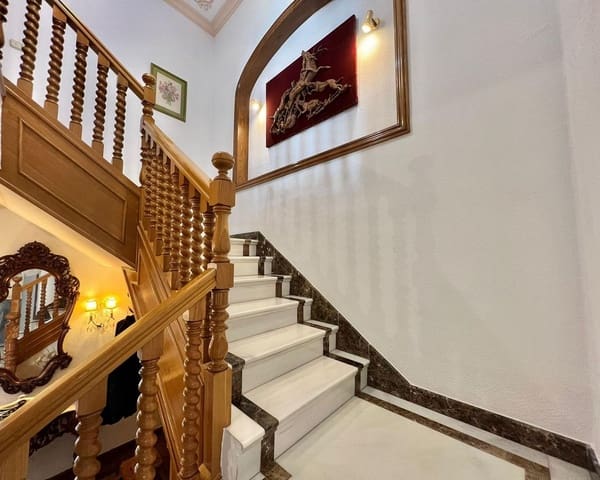 5 chambre Villa/Maison à vendre à Mijas Costa, Mijas avec garage - 950 000 € (Ref: 9561607)