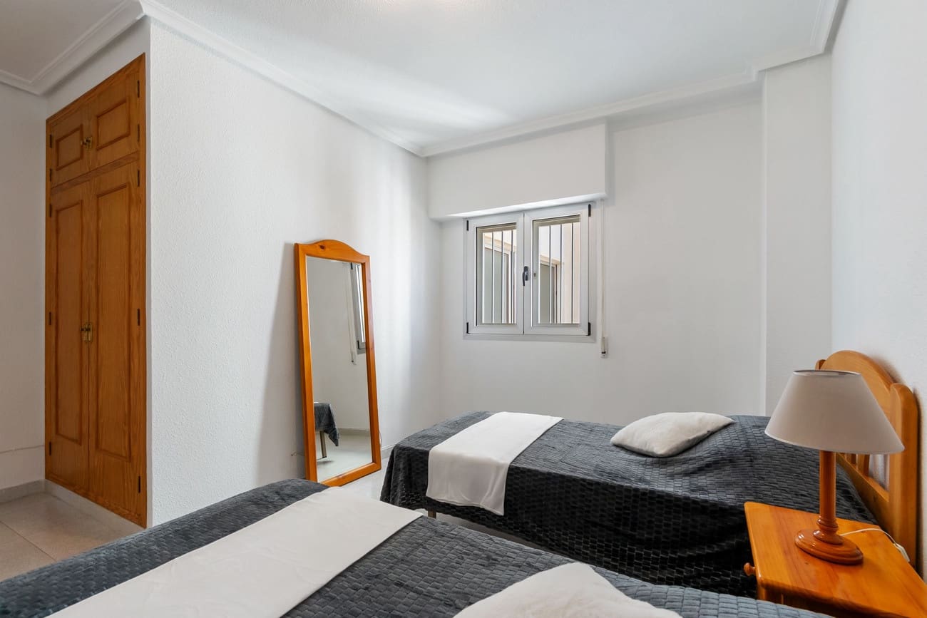 2 soveværelse Lejlighed til salg i Torrevieja - € 159.000 (Ref: 9564968)