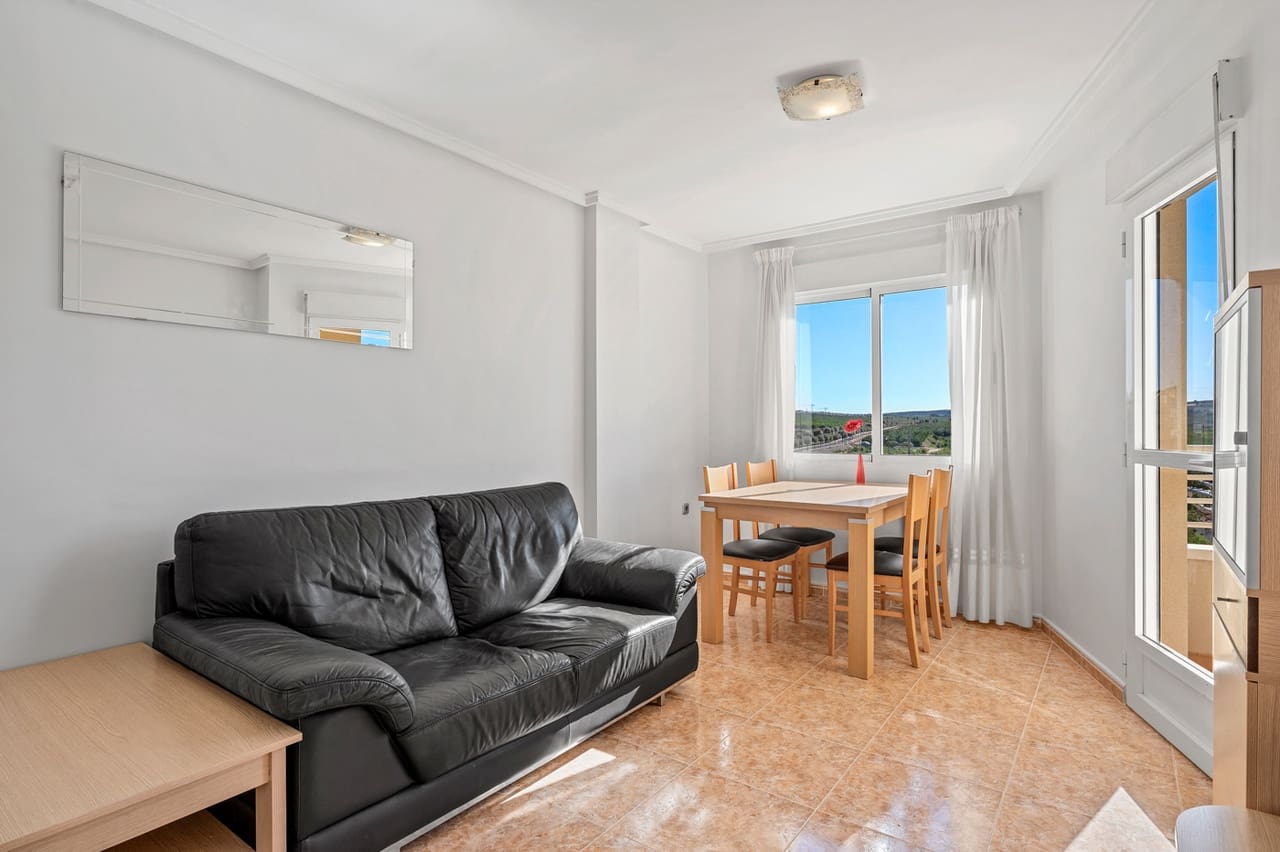 2 bedroom Apartment for sale in Algorfa with garage - € 174,995 (Ref: 9564970)