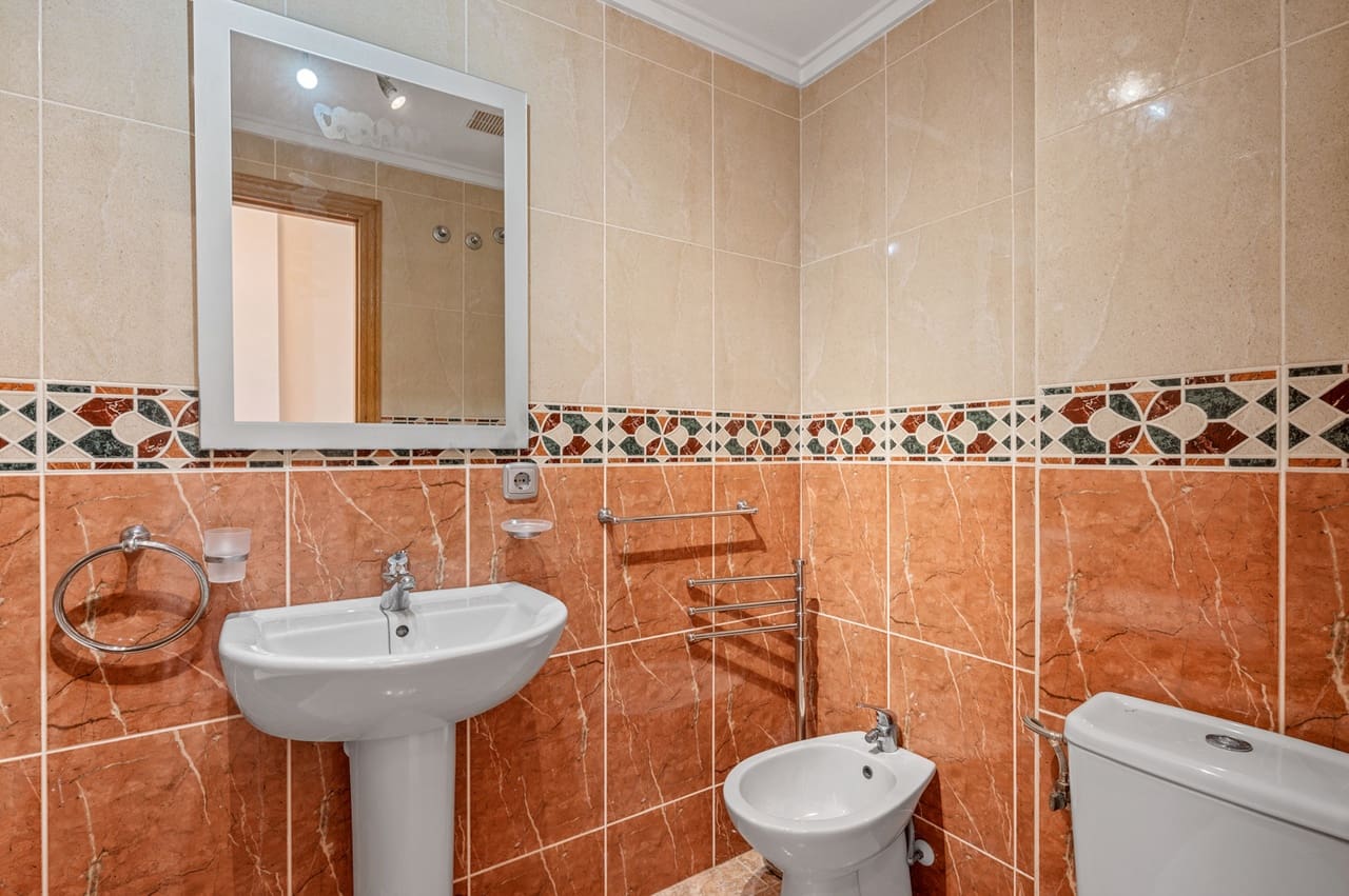 2 bedroom Apartment for sale in Algorfa with garage - € 174,995 (Ref: 9564970)