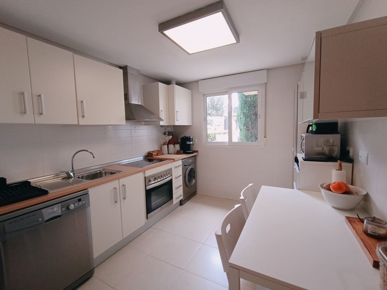 2 soverom Leilighet til salgs i Roldan med svømmebasseng garasje - € 162 000 (Ref: 9564971)