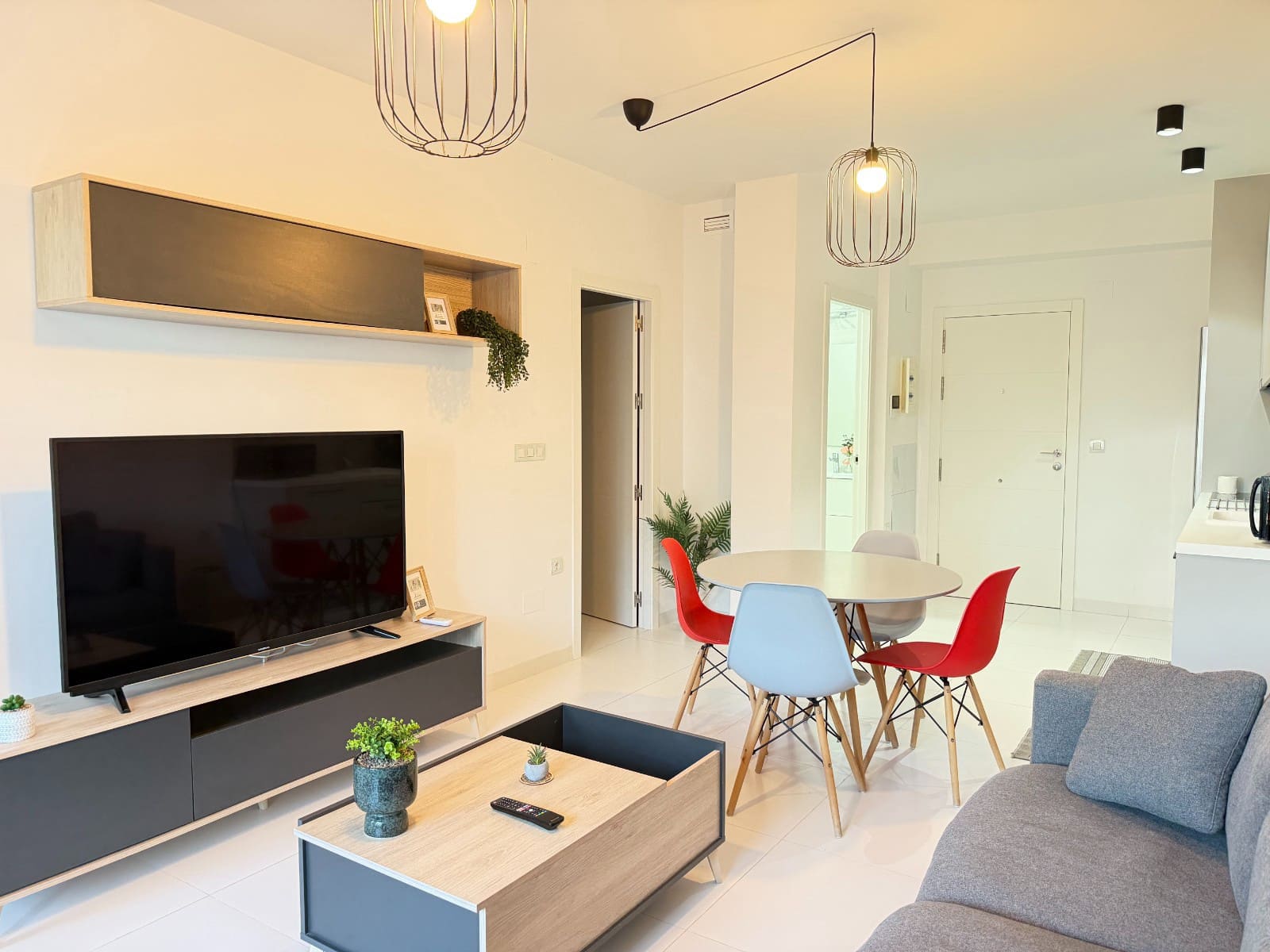 2 makuuhuone Huoneisto myytävänä paikassa San Miguel de Salinas mukana uima-altaan - 159 900 € (Ref: 9568335)