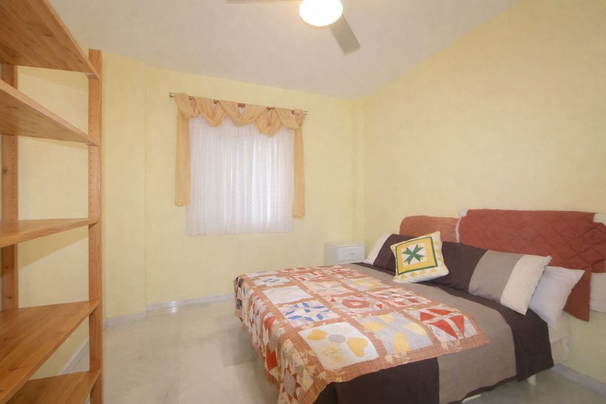 3 makuuhuone Huoneisto myytävänä paikassa Calahonda - 450 000 € (Ref: 9568342)