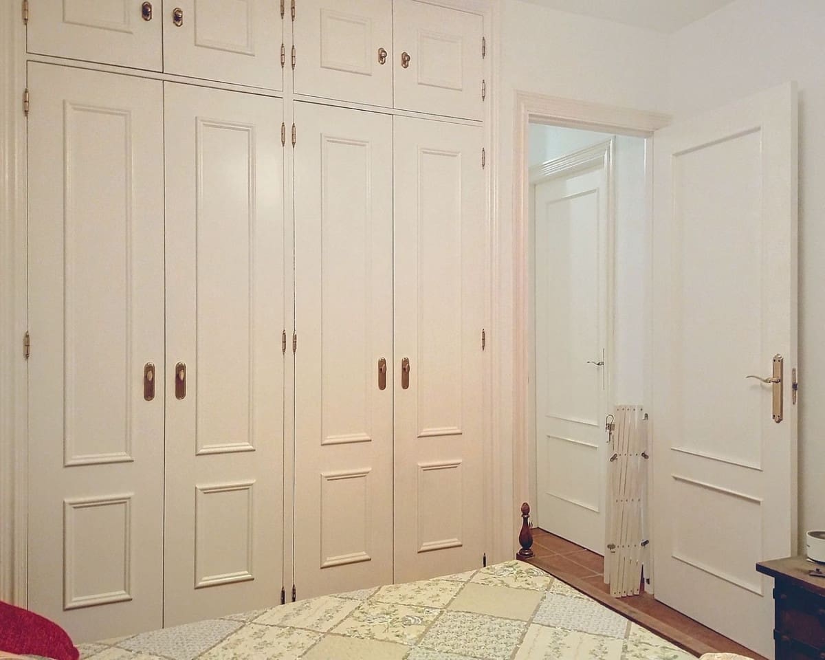 4 quarto Moradia Geminada para venda em La Sierrezuela com piscina garagem - 525 000 € (Ref: 9568343)