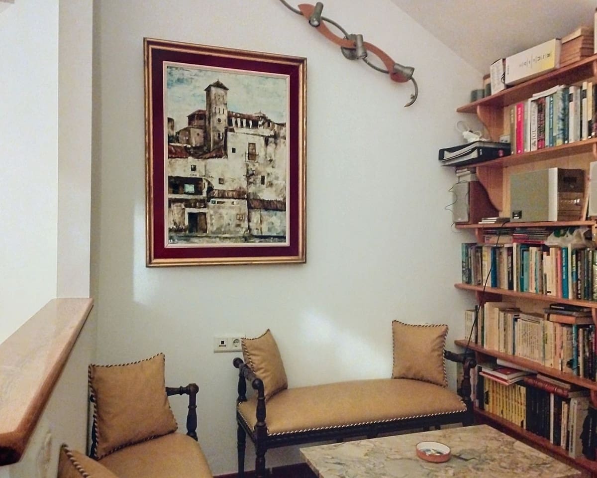 4 quarto Moradia Geminada para venda em La Sierrezuela com piscina garagem - 525 000 € (Ref: 9568343)