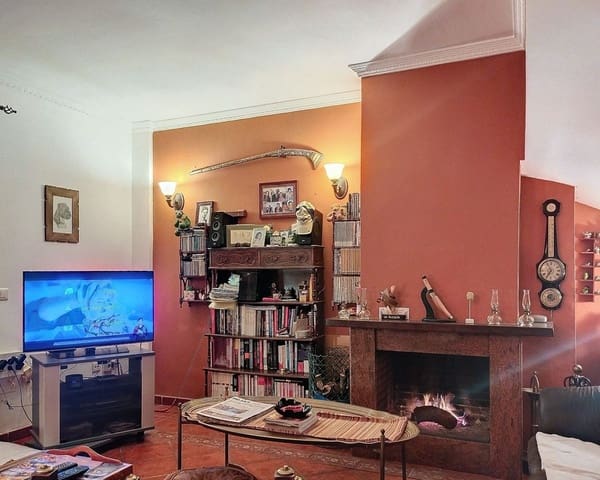 4 soveværelse Semi-Rækkehus til salg i La Sierrezuela, Mijas med swimmingpool garage - € 525.000 (Ref: 9568343)