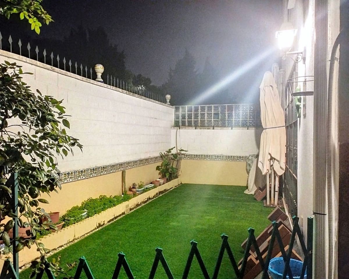 4 soveværelse Rækkehus til salg i Fuengirola med swimmingpool garage - € 495.000 (Ref: 9568344)