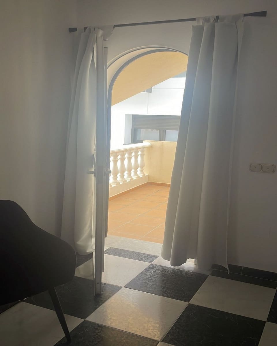 9 bedroom Villa for sale in El Coto with pool garage - € 899,000 (Ref: 9568345)