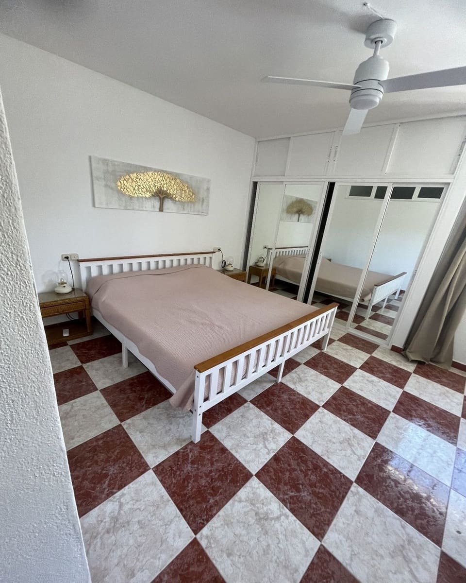 9 bedroom Villa for sale in El Coto with pool garage - € 899,000 (Ref: 9568345)