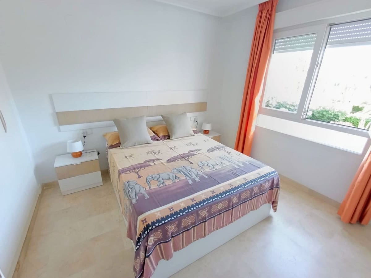 2 quarto Apartamento para venda em Villamartin com piscina - 219 000 € (Ref: 9570949)