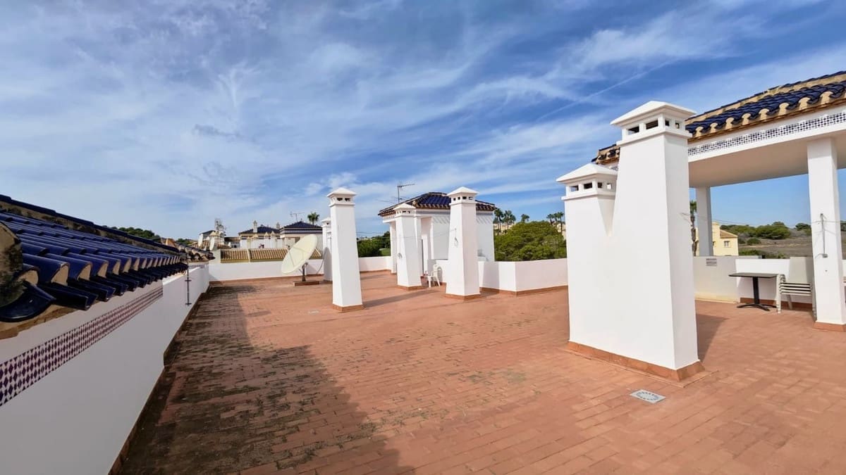 2 quarto Apartamento para venda em Villamartin com piscina - 219 000 € (Ref: 9570949)