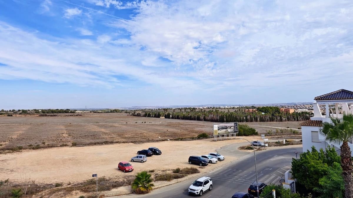 2 quarto Apartamento para venda em Villamartin com piscina - 219 000 € (Ref: 9570949)