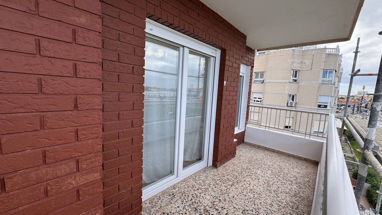 2 sovrum Takvåning till salu i Orihuela Costa med garage - 269 000 € (Ref: 9574446)
