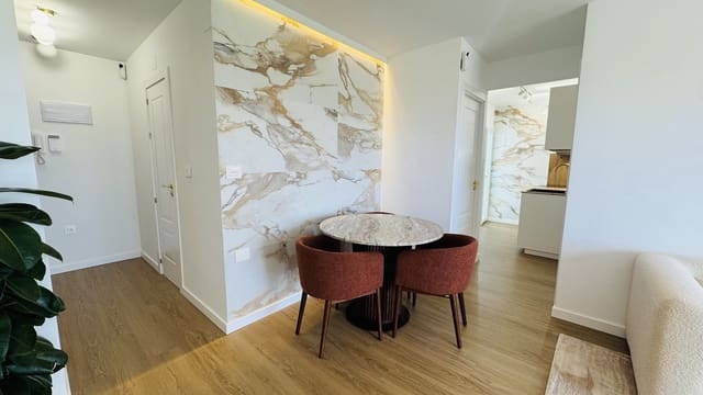 2 makuuhuone Kattohuoneisto myytävänä paikassa Punta Prima, Orihuela mukana 
autotalli - 210 000 € (Ref: 9574446)