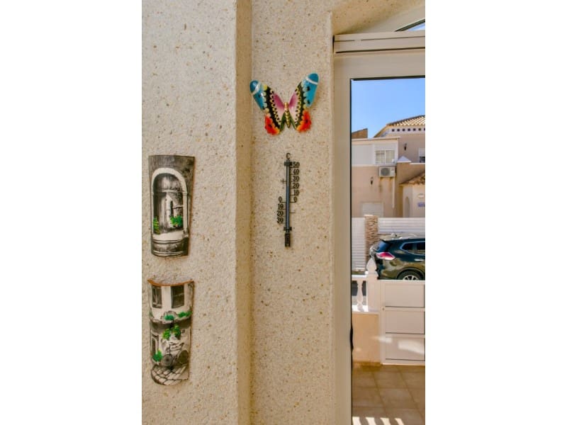 2 bedroom Townhouse for sale in Torrevieja - € 194,000 (Ref: 9576550)