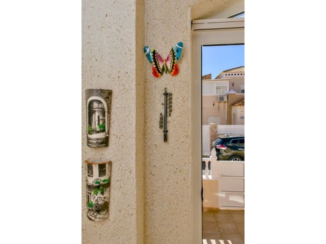 2 Zimmer Haus zu verkaufen in Aguas Nuevas, Torrevieja - 194.000 € (Ref: 9576550)