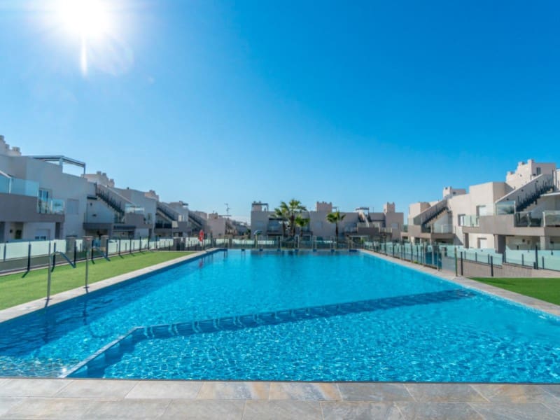 2 Zimmer Apartment zu verkaufen in Torrevieja - 265.000 € (Ref: 9576551)