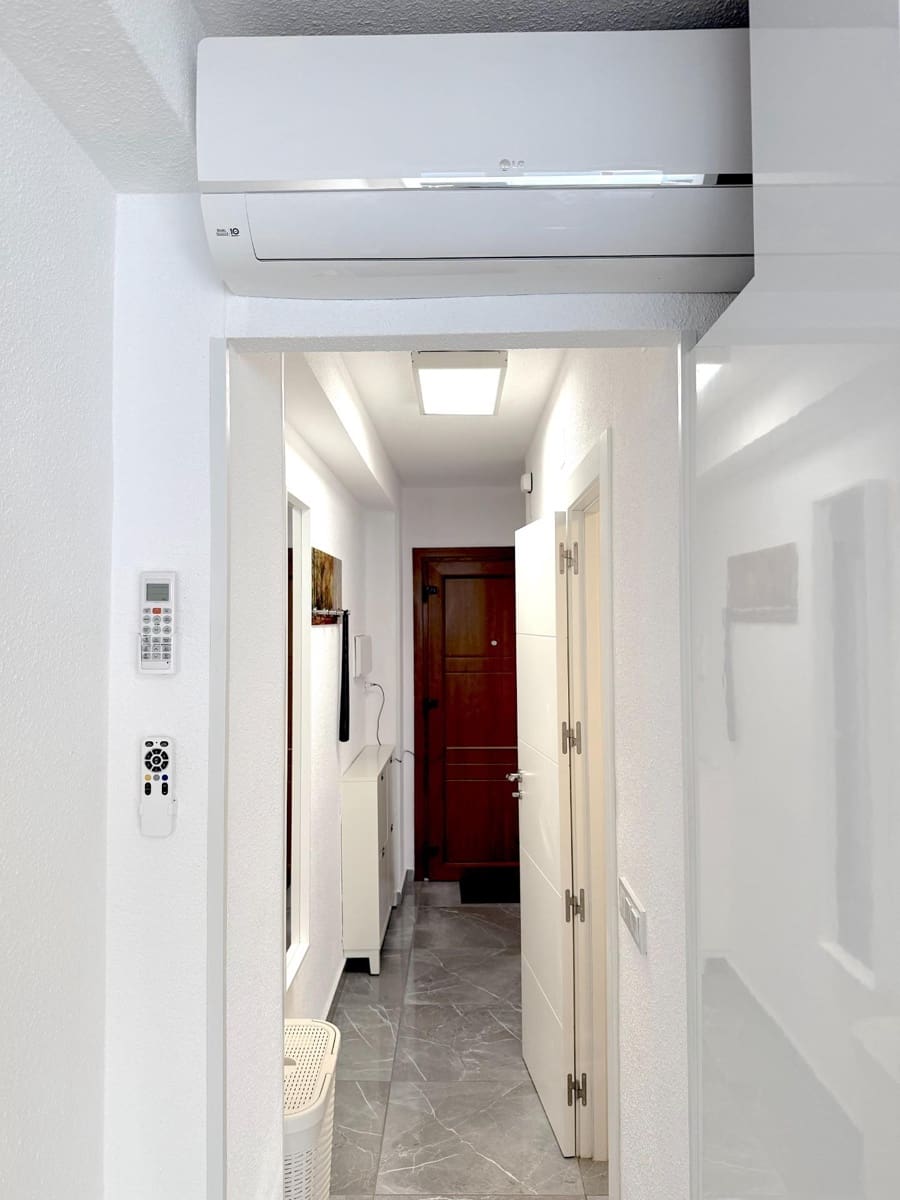 1 soverom Leilighet til salgs i Torrevieja - € 159 900 (Ref: 9576552)