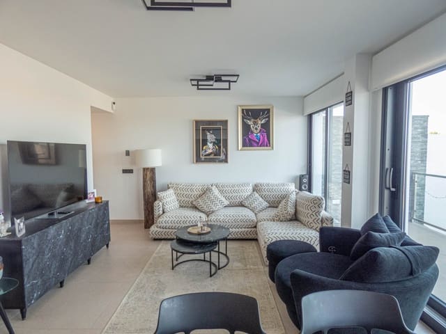 3 bedroom Apartment for sale in Zona Pueblo, Guardamar del Segura with pool garage - € 549,499 (Ref: 9576553)