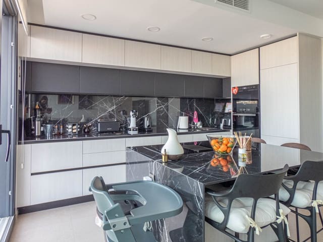 3 bedroom Apartment for sale in Zona Pueblo, Guardamar del Segura with pool garage - € 549,499 (Ref: 9576553)