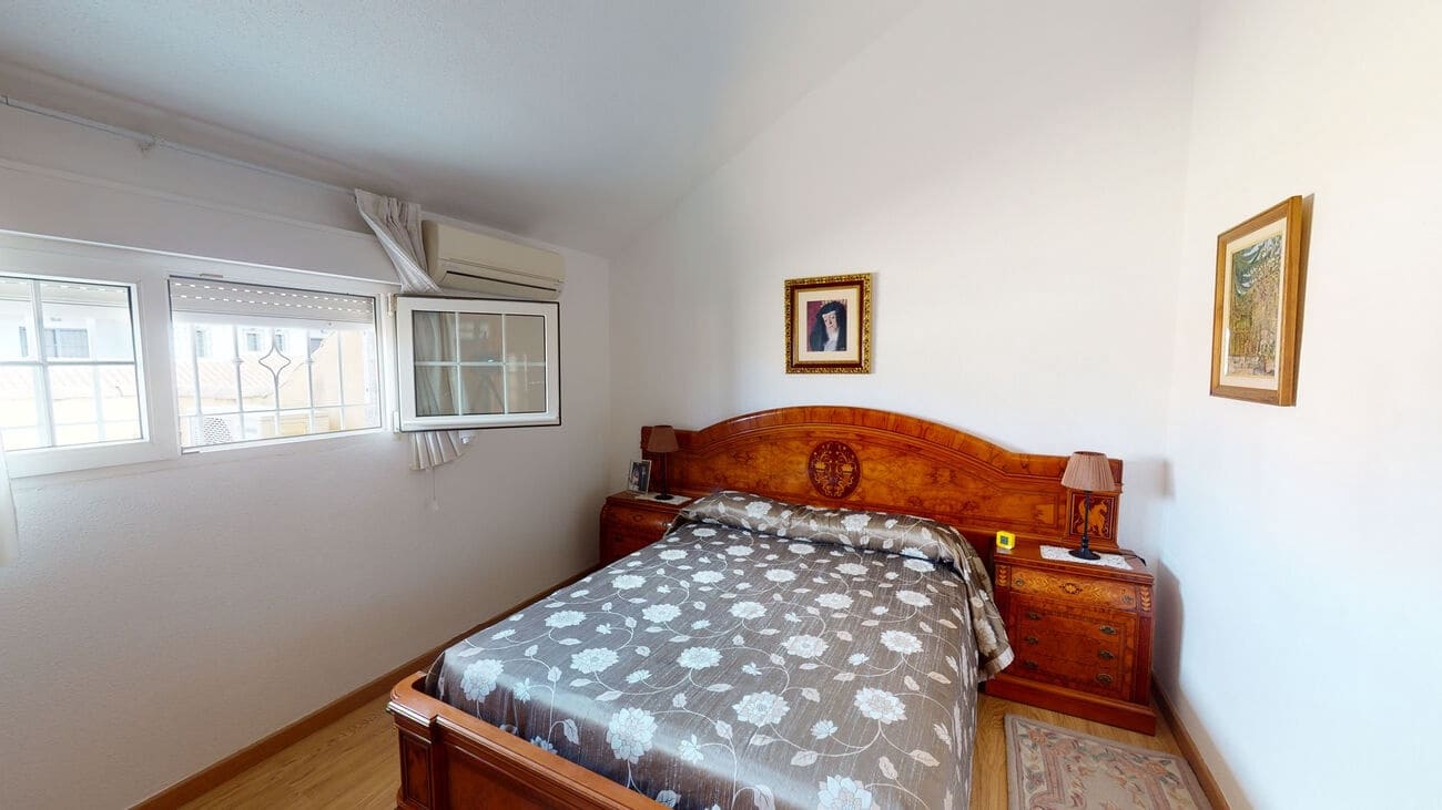 6 quarto Moradia para venda em San Javier com piscina garagem - 383 200 € (Ref: 9576557)