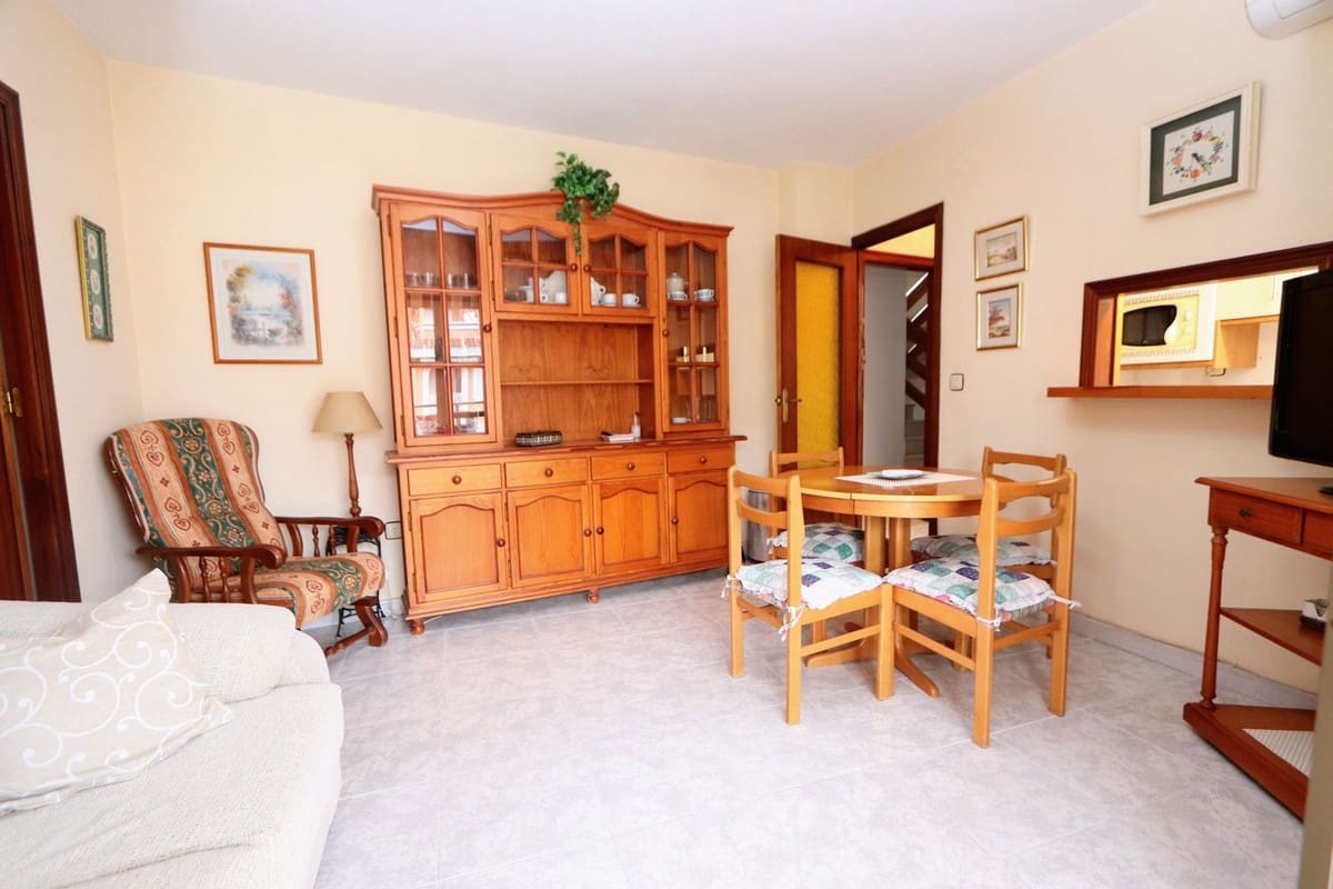 3 makuuhuone Huoneisto myytävänä paikassa Los Alcazares - 128 000 € (Ref: 9585076)