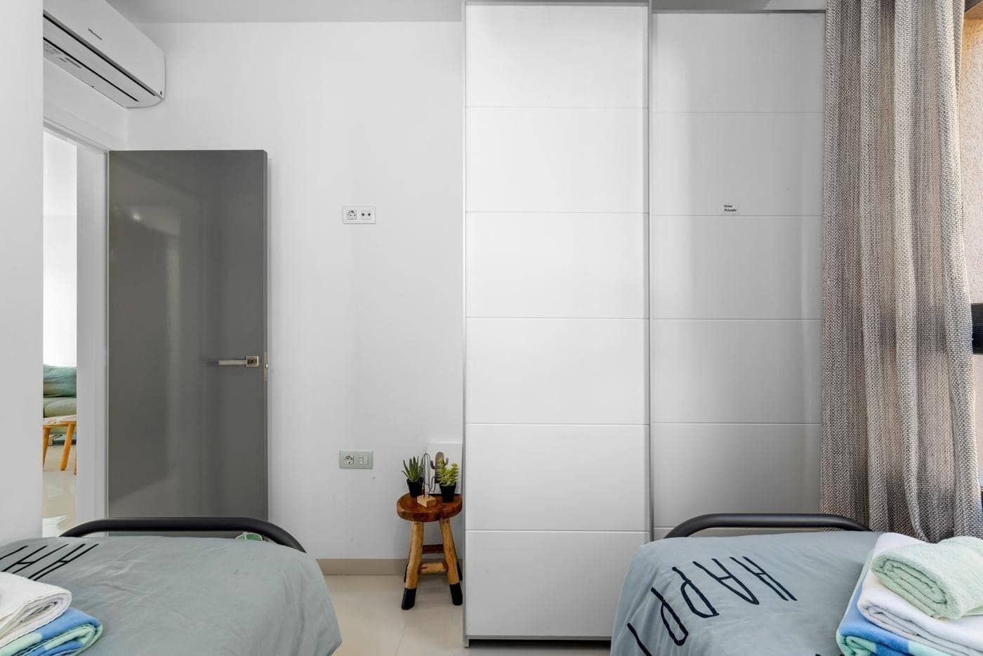 3 quarto Apartamento para venda em Pilar de la Horadada com piscina - 249 000 € (Ref: 9585085)