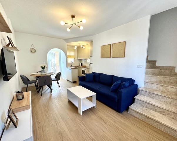 2 soveværelse Byhus til salg i Villamartin, Orihuela med swimmingpool - € 179.000 (Ref: 9585087)